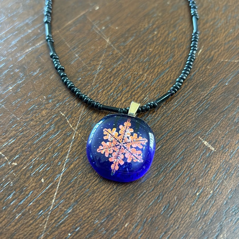 Fused‎ glass snowflake pendant